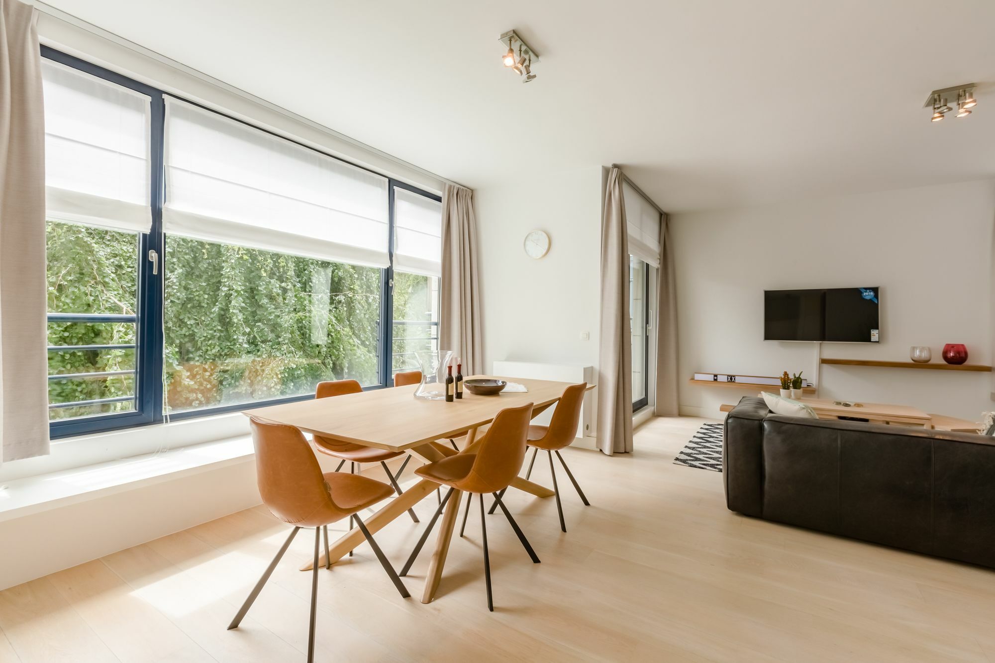 The Livorno Apartment Брюксел Екстериор снимка